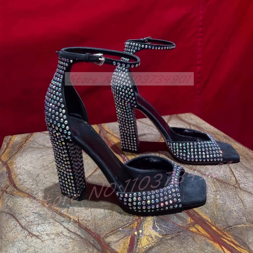 Women'S Fashion Shoes - Colorfully Crystal Chunky Heel Sandals Women