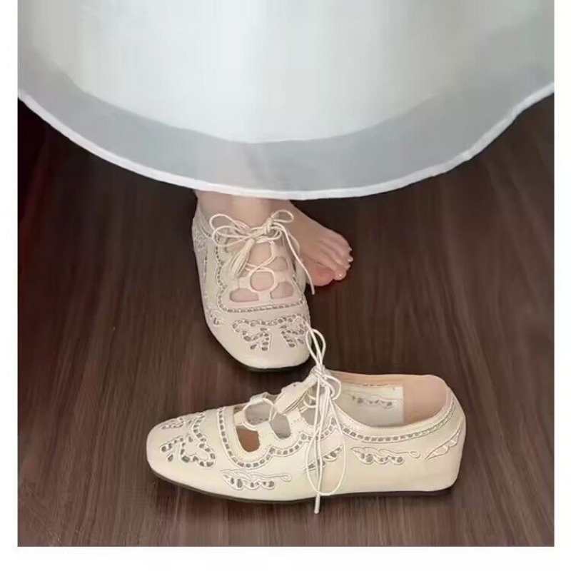 French Lace-Up 2026 Spring Squ - Women'S Fashion Spring Summer 2026 recensione e prezzo