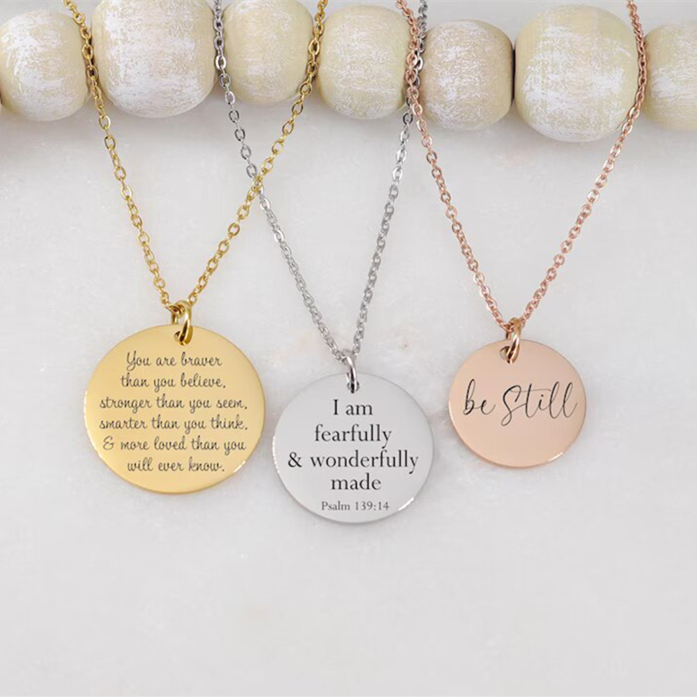 Custom Quote Text Necklace for - Women Fashion Quotes recensione e prezzo