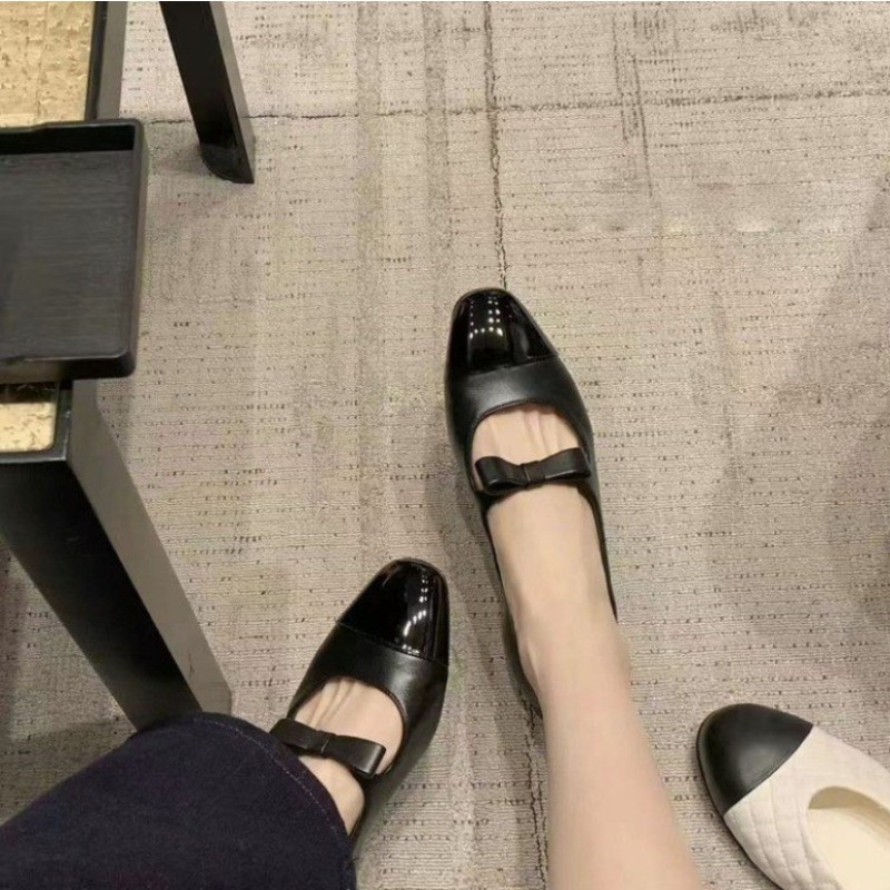 2026Sheepskin Flat Bottom  Jan - Women'S Fashion Walking Shoes recensione e prezzo