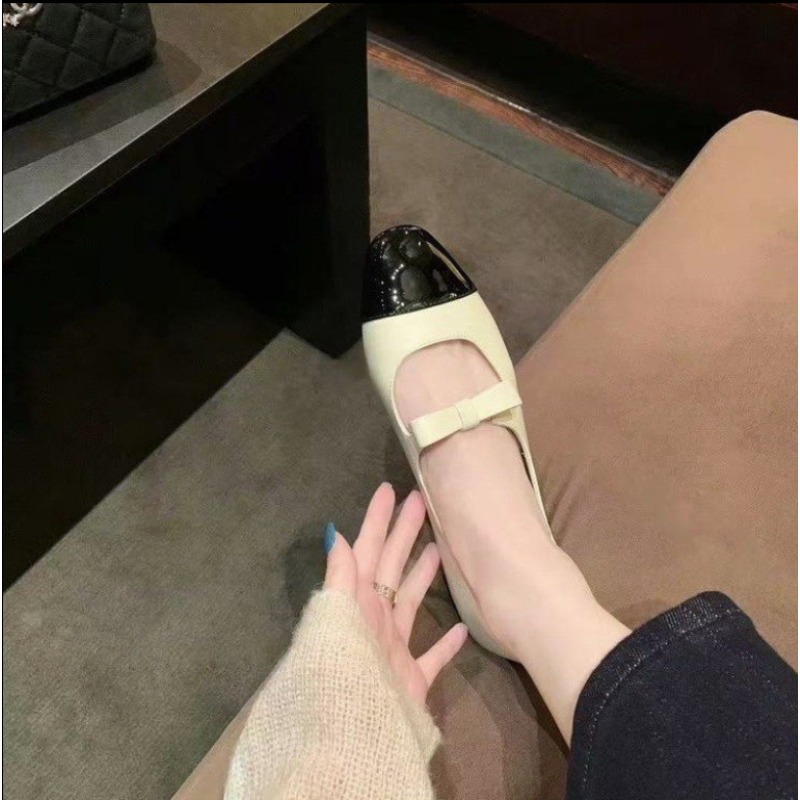 2026Sheepskin Flat Bottom  Jan - Women'S Fashion Walking Shoes recensione e prezzo