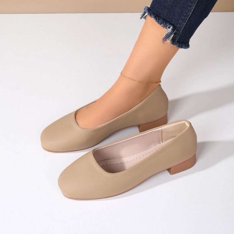 Soft Leather Round Toe Slip-On - Women'S Fashion Shoes recensione e prezzo