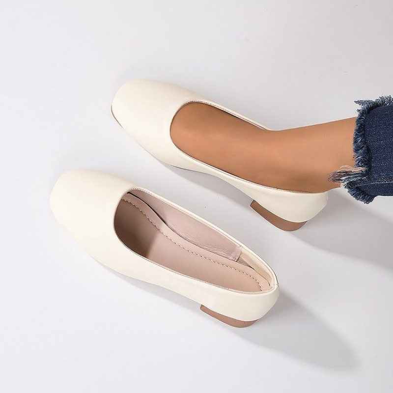 Soft Leather Round Toe Slip-On - Women'S Fashion Shoes recensione e prezzo
